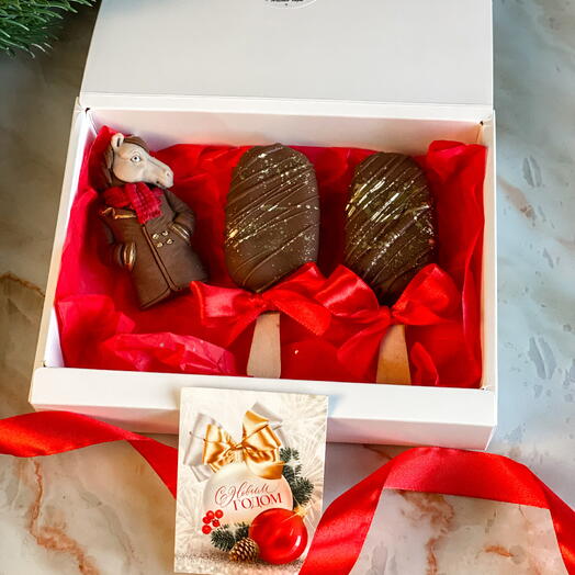 Подарок новогодний