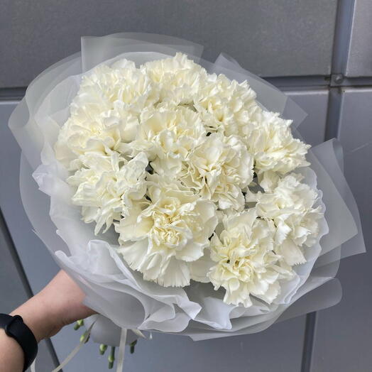 Букет из белых диантусов