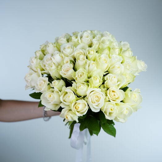 51 белая роза Кения