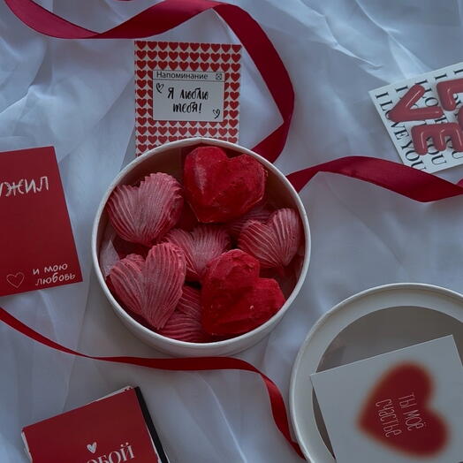 Зефирные сердца в коробочке на 14 февраля
