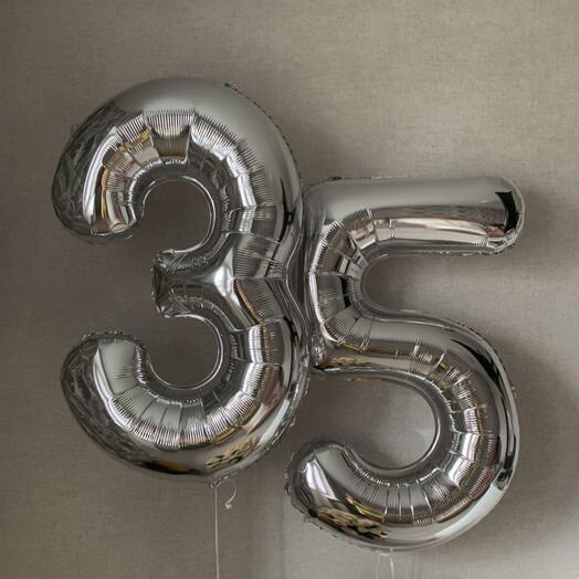 Шарики цифры в серебре и золоте