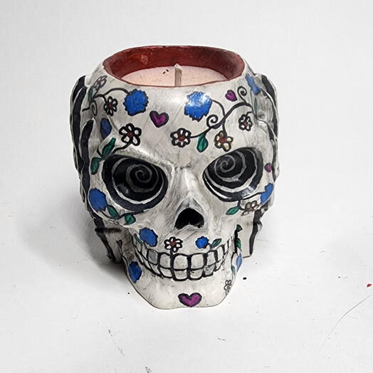 Свеча-черепок Santa Muerte с ароматом "Виноградник"