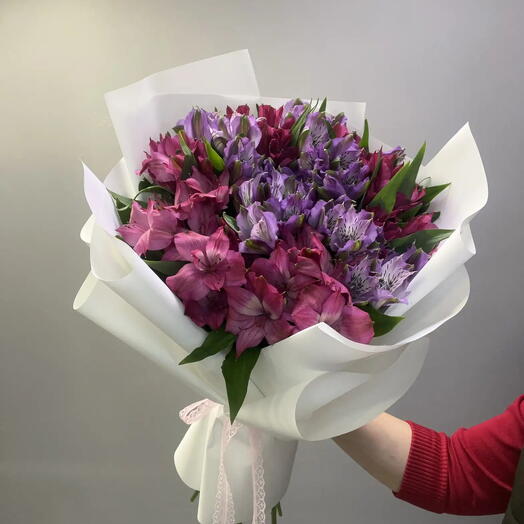 Букет из альстромерии 💐