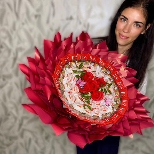 букет из рафаэлло и чая