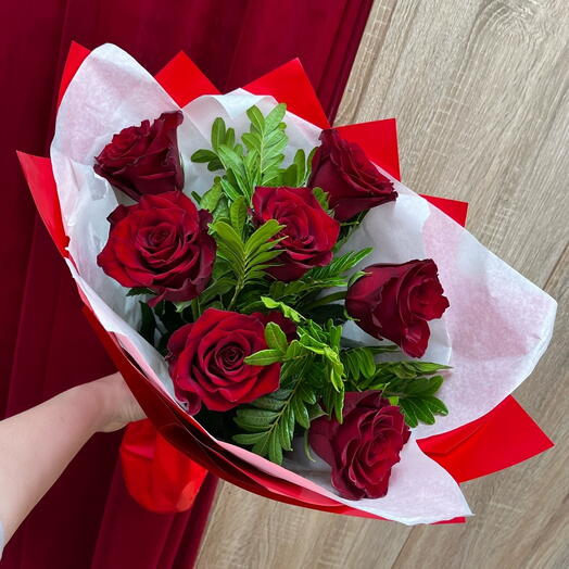 Букет из 7 роз