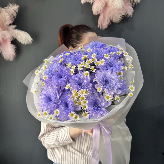 Хризантема и ромашка 💜🤍