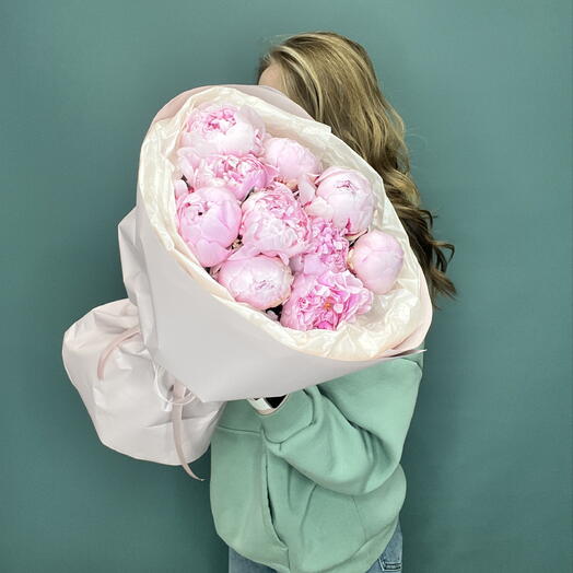 11 нежных розовых пионов в упаковке️💝 для любимой