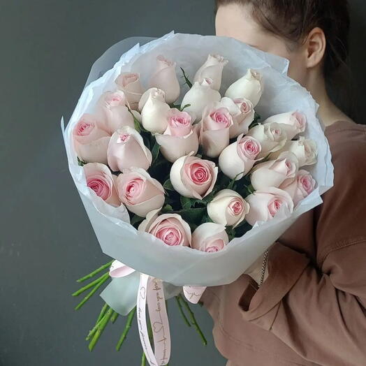 Букет из 25 розовых роз Кения