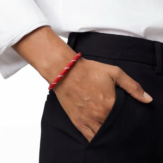 Красный браслет LU CORD RED GLDN для себя, на подарок, маме, сестре, девушке, жене
