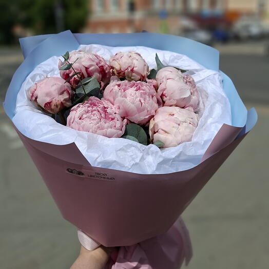Пионы с эвкалиптом😍💫🔥