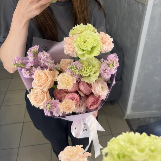 Яркий букет от XOFLOWERS