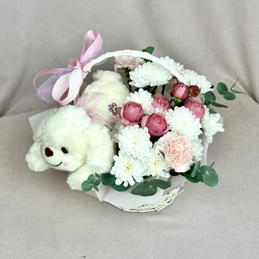 Цветы в корзине с игрушкой🌸🧸. Хризантема, диантус, Сильва пинк