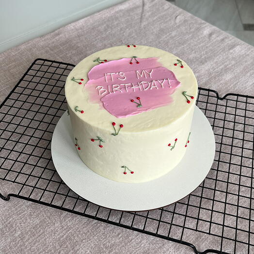 Торт "It`s my bithday" с розовым декором + подарок от Vivienne Sabo — румяна MACARON