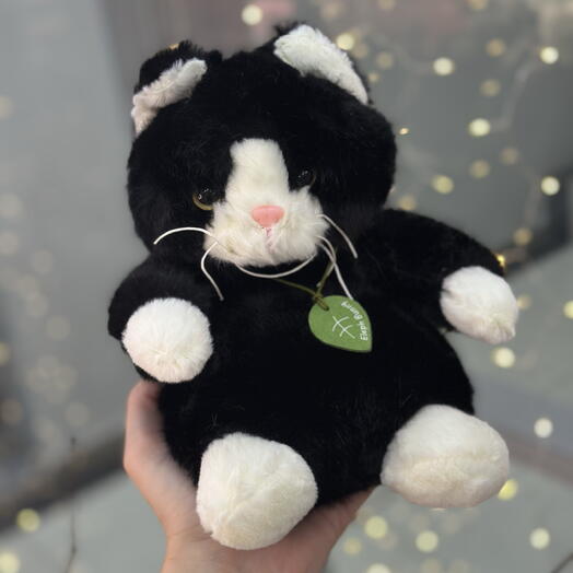 Игрушка черно-белый кот