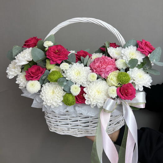 Корзина с цветами