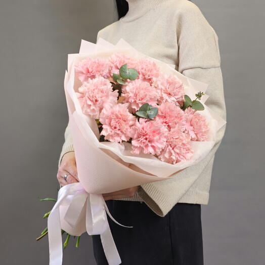 Ramo con clavel rosa suave les fleur (B0072)