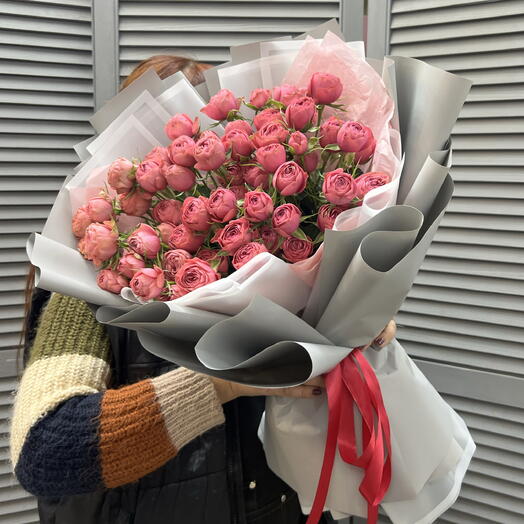 Яркие кустовые розы🤩