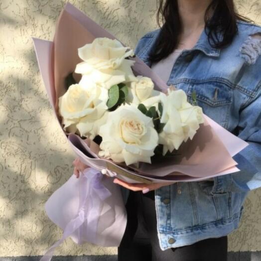 Мини букет White 5