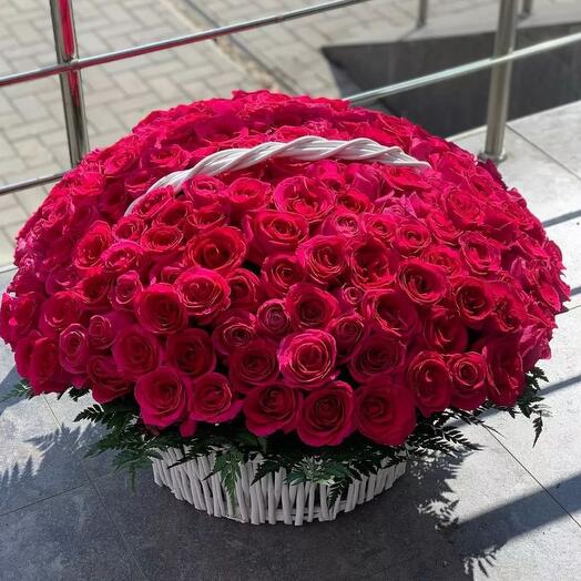 Корзина с цветами