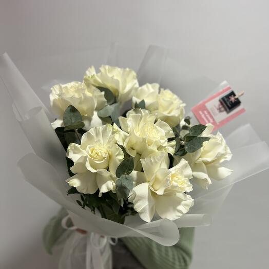 Openwork roses