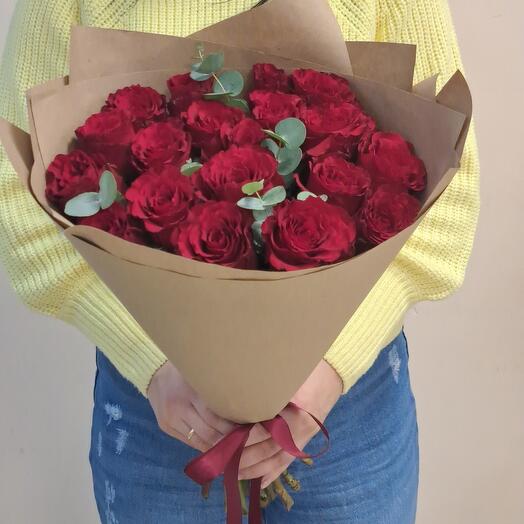 Bouquet of 19 red roses