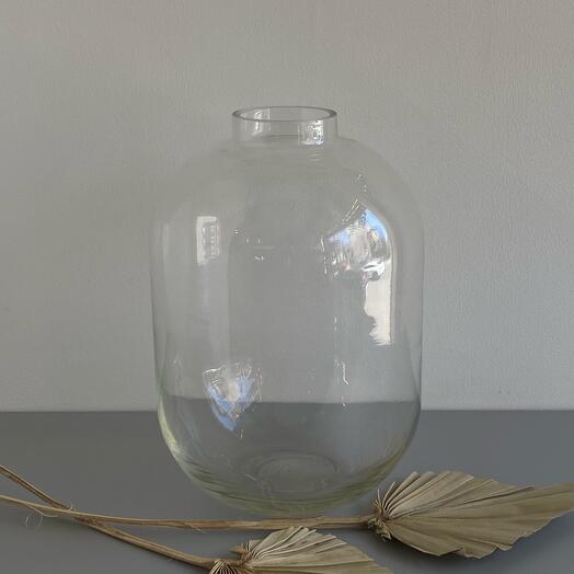 Glass vase