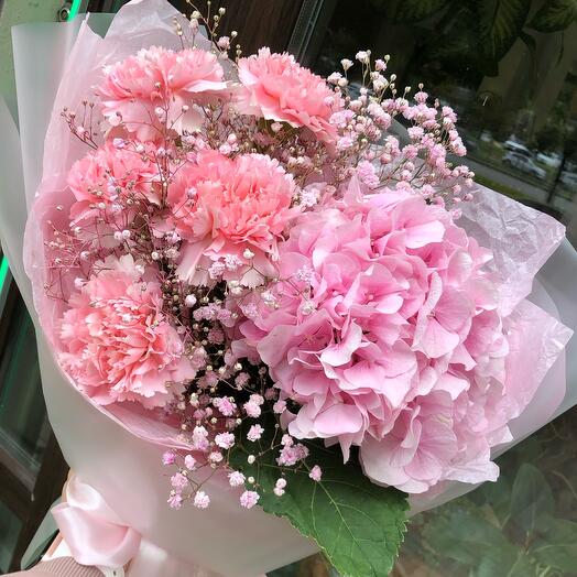 Hydrangea with gypsophila and carnation