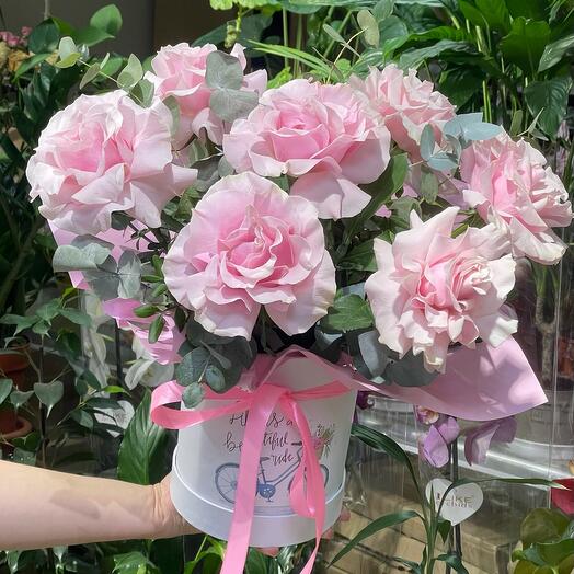 Цветы в коробке