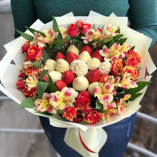Букет «сладкий поцелуй » ️ с клубникой в шоколаде