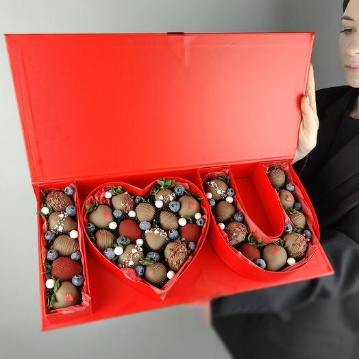 Клубника в шоколаде " I LOVE YOU " ️