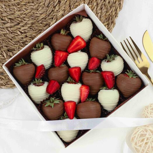 Chocolate-covered strawberries 16 pcs