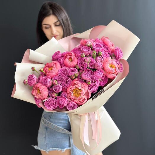 Пионы и розы 🌹