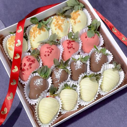 Клубника в шоколаде 16 шт