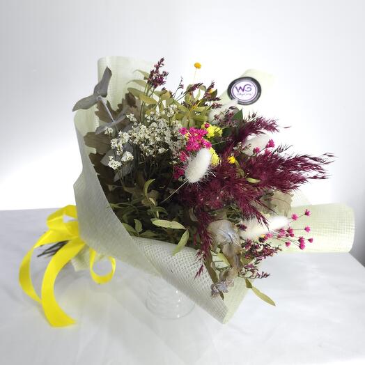 Bouquet campestre, preservado