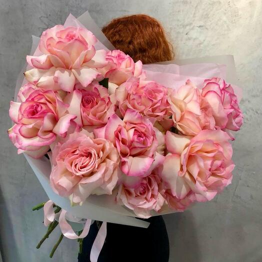 Delicadas rosas francesas (15 piezas)