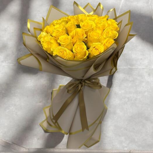 Yellow rose bouquet