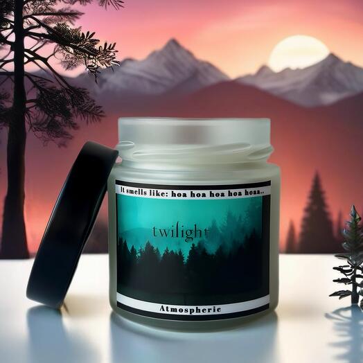 Свеча «Twilight / Сумерки» с ароматом прохладного леса после дождя