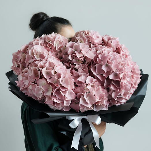 Pink Premium Hydrangea Black Wrapped Bouquet