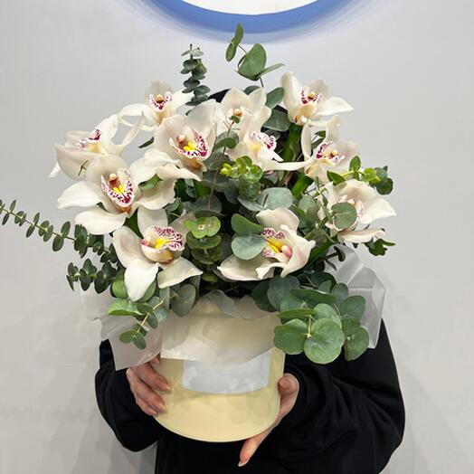 Цветы в коробке
