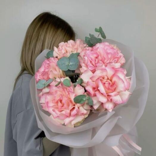 Ramo de 5 rosas francesas esperanza