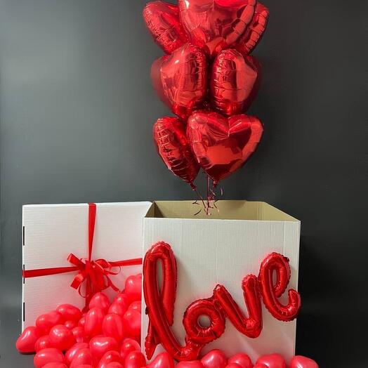Набор шаров Коробка сюрприз  Love