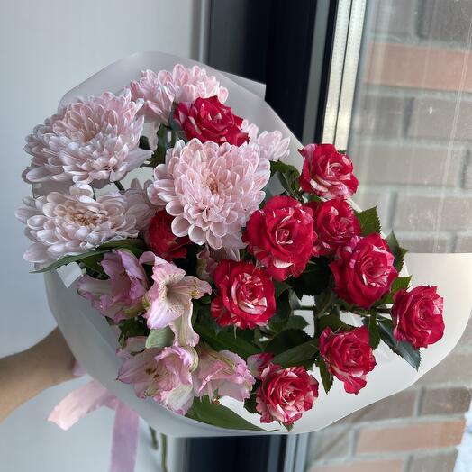 Rose bush, alstroemeria, chrysanthemum