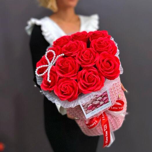 Букет из мыльных роз с открыткой ♥️