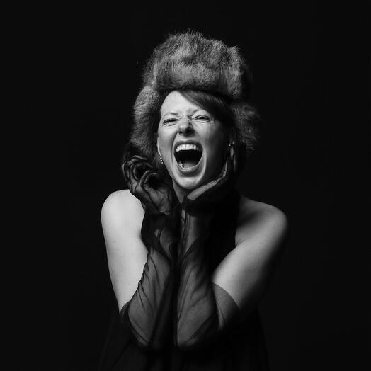 Индивидуальная съемка в студии автопортрета