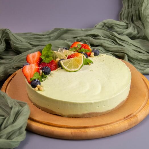 Lime/strawberry cake without sugar, lactose and gluten
