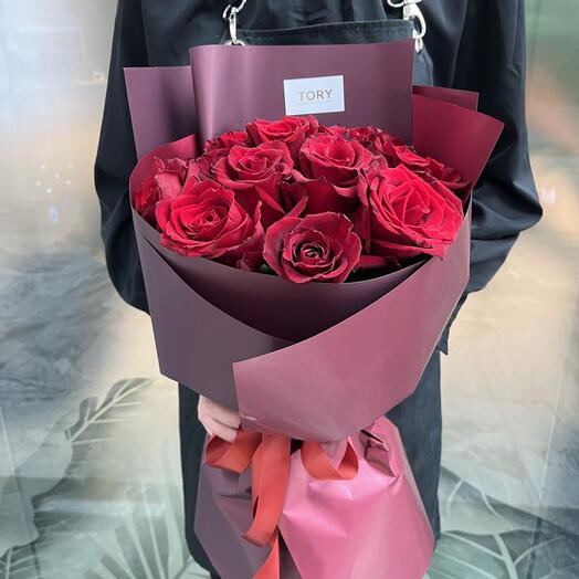 Bouquet of 15 red roses