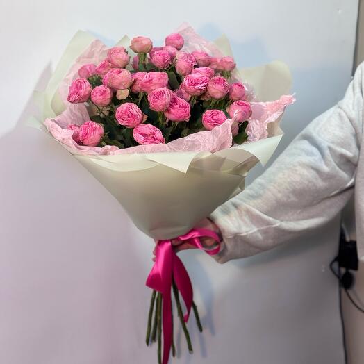 Ramo de 7 rosas de Madame Bombastic
