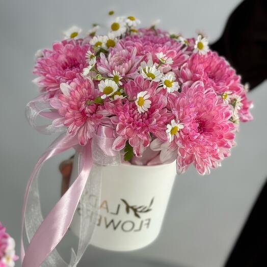 Композиция из хризантем и ромашки 🌸