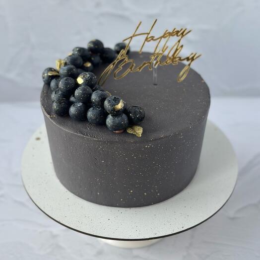 Бисквитный торт с голубикой