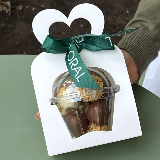 Клубника в стаканчике 200мл